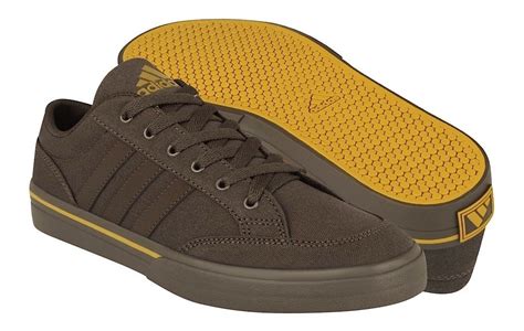 tenis adidas cafes para hombre